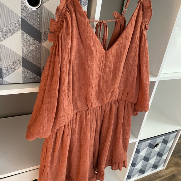 Rustic romper - Picture 2 of 4